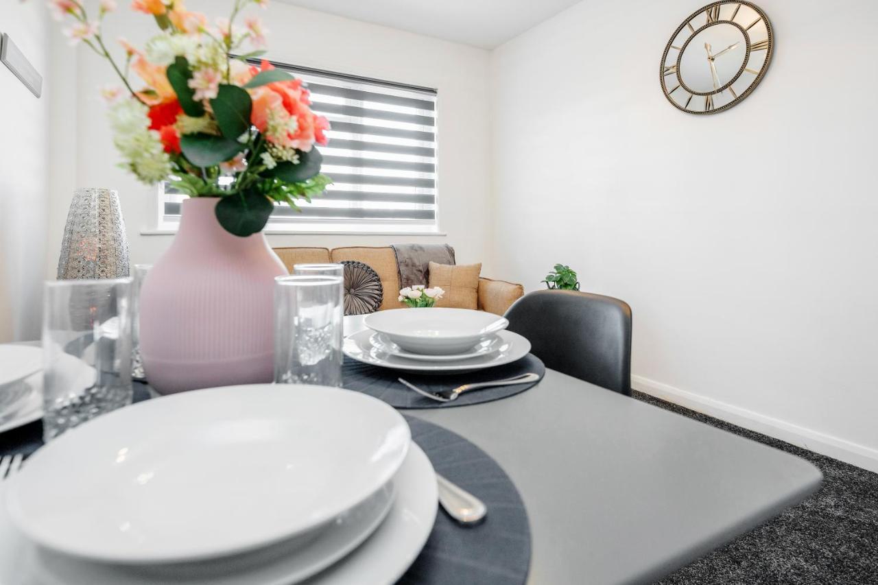 Heathrow 2-Bedroom Maisonette With Parking West Drayton  Luaran gambar